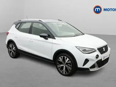 Begagnad Seat Arona Xperience Lux 116 HK (85 kW) 2024 Vit SUV