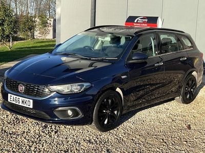 Used Fiat Tipo Lounge 120 HP (88 kW) 2016 Blue Estate