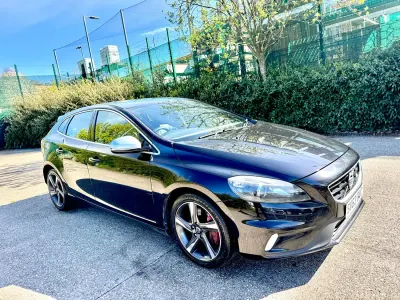 Used Volvo V40 R-Design 150 HP (110 kW) 2013 Black Hatchback