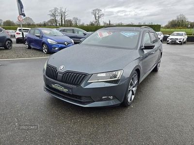 Gebraucht Skoda Superb SportLine 190 PS (139 kW) 2019 Grau Kombi