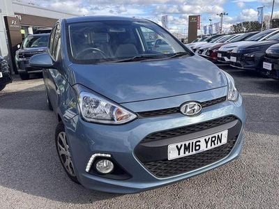 Used Hyundai i10 Edition 67 HP (49 kW) 2016 Blue Hatchback