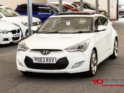 Used Hyundai Veloster Sport 140 HP (102 kW) 2013 White Hatchback
