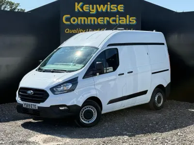 Used Ford Transit Custom 105 HP (77 kW) 2020 White Van