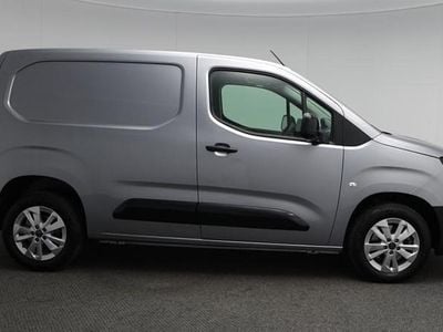 Ny Peugeot Partner 131 HK (96 kW) 2026 Grå Minibuss