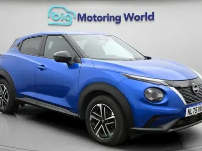Begagnad Nissan Juke N-Connecta 143 HK (105 kW) 2025 SUV