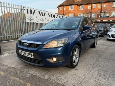 Used Ford Focus Zetec 99 HP (72 kW) 2009 Blue Hatchback