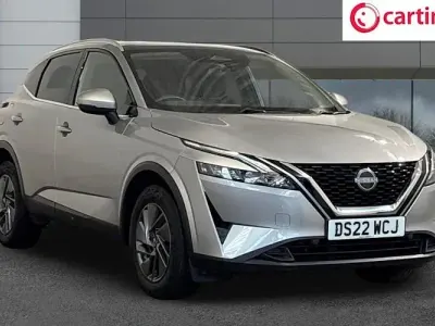 Used Nissan Qashqai Acenta Premium 140 HP (102 kW) 2022 Silver SUV