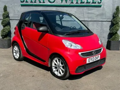 Used Smart ForTwo Cabrio Passion 71 HP (52 kW) 2013 Red Cabriolet