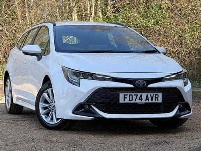 Used Toyota Corolla Sport 140 HP (102 kW) 2024 White Estate