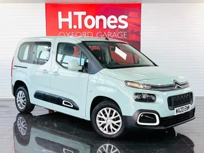 Used Citroën Berlingo Feel 2020 Green MPV