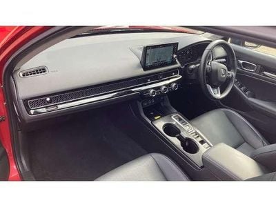 Używany Honda Civic Advance 184 KM (135 kW) 2023 Czerwony Hatchback