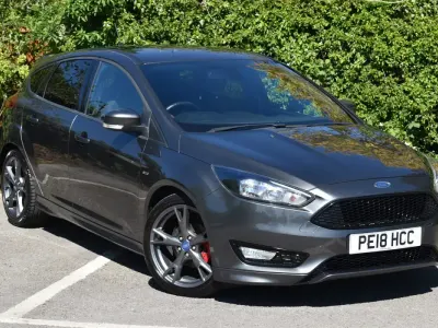 Używany Ford Focus ST-Line X 140 KM (102 kW) 2018 Szary Hatchback