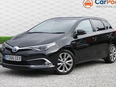 Used Toyota Auris Hybrid 136 HP (100 kW) 2016
