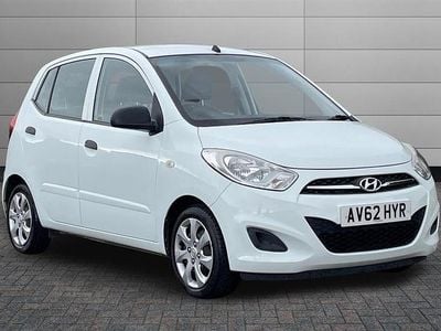 Used Hyundai i10 Classic 85 HP (62 kW) 2012 White Hatchback