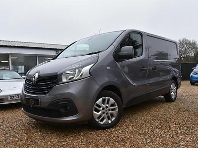Used Renault Trafic 2018 Grey MPV