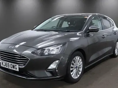 Used Ford Focus Titanium 125 HP (91 kW) 2020 Grey Hatchback