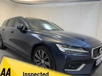 Used Volvo V60 Inscription 190 HP (139 kW) 2020 Blue Estate