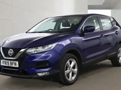 Used Nissan Qashqai Acenta Premium 140 HP (102 kW) 2019 Blue SUV