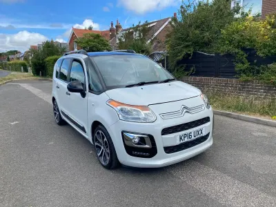 Used Citroën C3 Picasso Platinum 2016 White MPV
