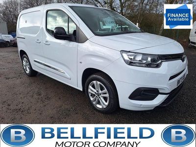 Used Toyota Proace Design 2024 White MPV