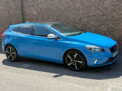 Used Volvo V40 R-Design 2014 Blue Hatchback