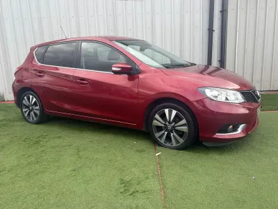 Used Nissan Pulsar Tekna 115 HP (84 kW) 2015 Red Hatchback