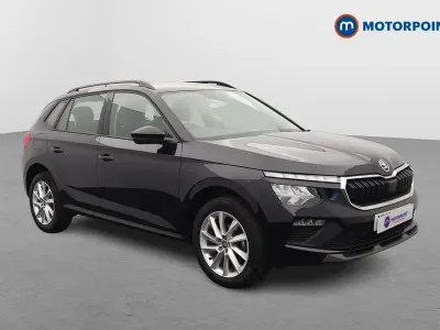 Käytetty Skoda Kamiq SE 95 HP (69 kW) 2025 Musta Katumaasturi