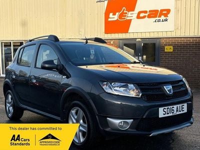 Grey Used 2016 Dacia Sandero Ambiance Hatchback | £3,245 (Fair price)