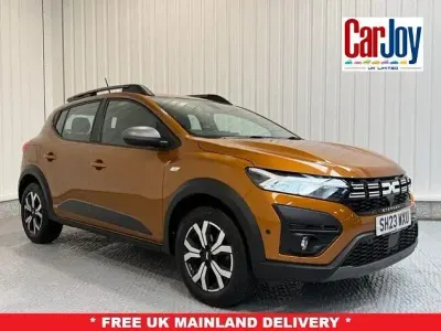 Used Dacia Sandero Journey 90 HP (66 kW) 2023 Orange Hatchback