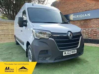 Begagnad Renault Master Business 2022 Vit Minibuss