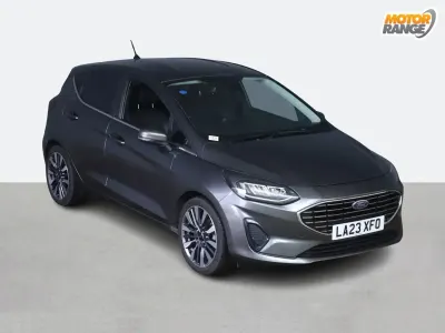 Usado Ford Fiesta Titanium X 125 CV (91 kW) 2023 Gris Utilitario
