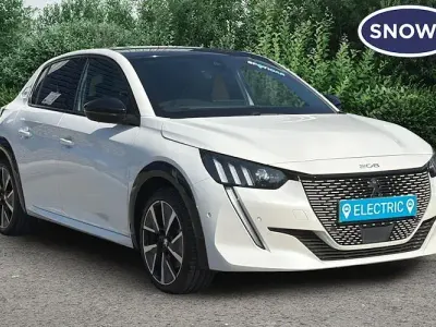 Used Peugeot e-208 GT 100 kW (136 HP) 2020 White Hatchback