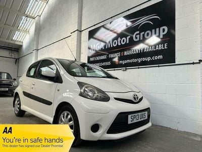 Used Toyota Aygo 2013 White Hatchback