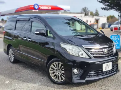 Begagnad Toyota Alphard 2014 Svart Minibuss