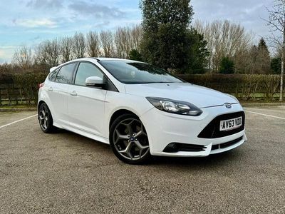 Used Ford Focus ST 2014 White Hatchback