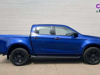 Second-hand Isuzu D-Max 163 CP (119 kW) 2023 Albastru Pickup