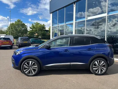 Second-hand Peugeot 3008 Premium 129 CP (94 kW) 2019 Albastru SUV