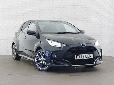 Second-hand Toyota Yaris Hybrid 116 CP (85 kW) 2023 Negru Hatchback