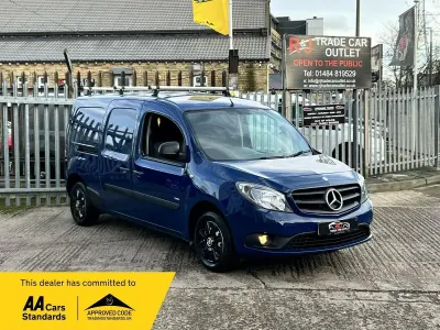 Used Mercedes Citan 109 90 HP (66 kW) 2017 Blue MPV