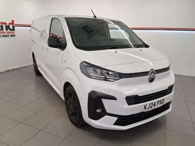 Used Citroën Dispatch 120 HP (88 kW) 2024 White MPV