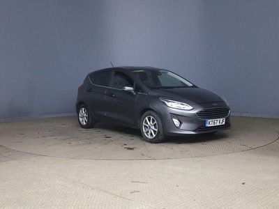 Used Ford Fiesta Zetec 100 HP (73 kW) 2018 Grey Hatchback