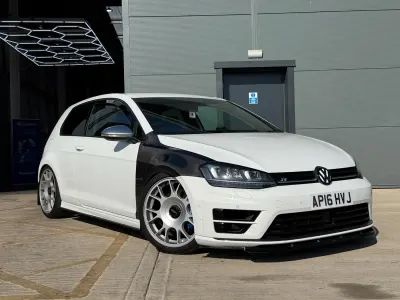 Used VW Golf VII R 295 HP (216 kW) 2016 White Hatchback