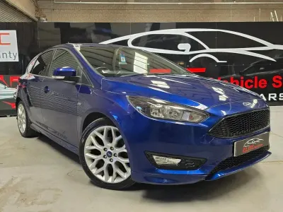 Usado Ford Focus ST-Line 2018 Azul Citadino