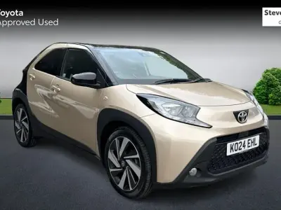 Used Toyota Aygo X 72 HP (52 kW) 2024 Beige SUV