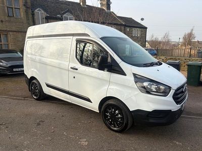 Used Ford Transit Custom 105 HP (77 kW) 2018 White Van