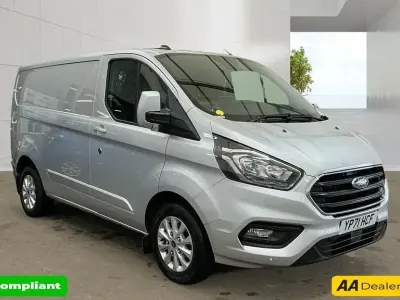 Käytetty Ford Transit Custom Limited 2021 Hopea Van