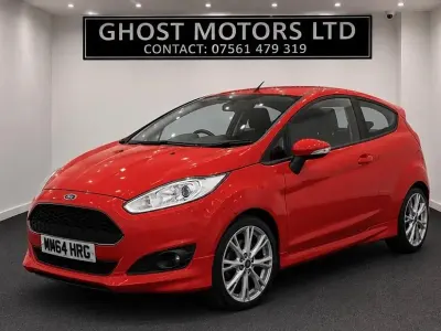 Second-hand Ford Fiesta Zetec 125 CP (91 kW) 2015 Roșu Hatchback