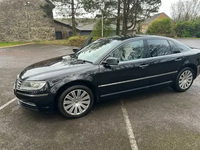 Begagnad VW Phaeton 240 HK (176 kW) 2013 Svart Sedan