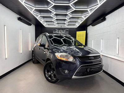 Usado Ford Kuga Zetec 136 CV (100 kW) 2008 Gris SUV