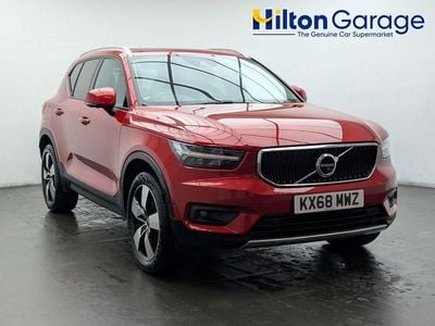 Used Volvo XC40 Momentum 156 HP (114 kW) 2018 Red SUV